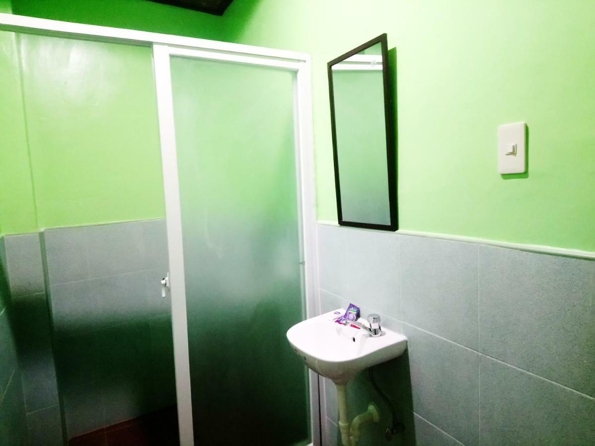In-N-Out Hostel Siquijor Bagian luar foto